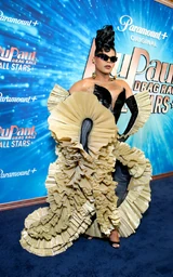 VanessaVanjieMateoAS9PremiereLook.jpg (384 kB) Look del estreno