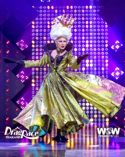 NaneSpheraIconicLook