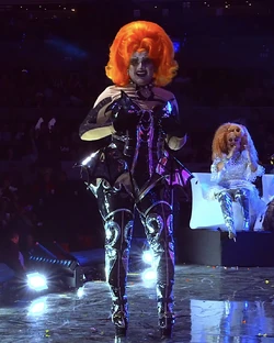 SantaLucíaFinaleLook2