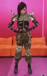 Shoulder Pads Look