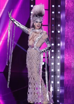 AcidBettyNightOf1000MileysLook