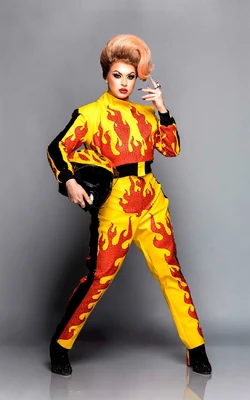 CherylHoleUKvsTW1ButchQueenLook