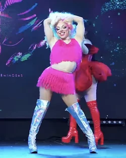 FifiEstahLMD5AuditionLSLook