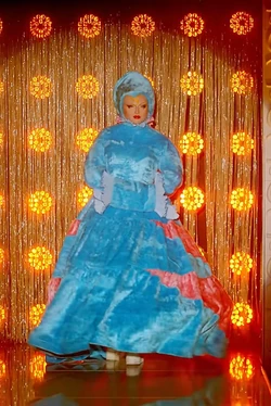 LazySusanDoubleDressingLook1