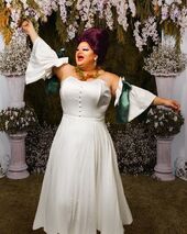 Unaired Viva La Sposa! Look