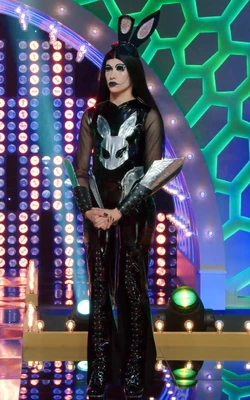 DallasdeVilBlackLook