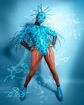 Honey Davenport, Facekini.jpg (125 kB) Look no emitido de 'Face-Kini Realness'
