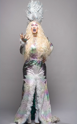 Ice Queen Eleganza Look