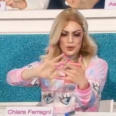 LaPetiteNoireSnatchGameLook