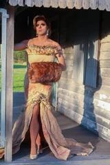 JojoZahoSheilaLook.jpg (268 kB) Look no emitido de 'Finest Sheila in the Bush'