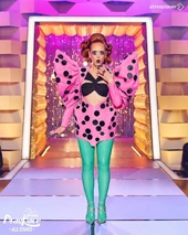 AnaLockingE2DRESAS1Look.jpg (203 KB) Episode 2 Look