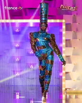 Look de 'Brillez pour nous'