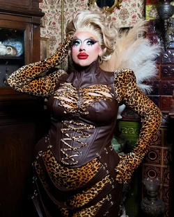 MistressIsabelleBrooksAS10METGalaLook