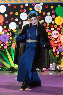 MemoReyriPurpleCarpetLook