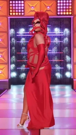 RoxxxyAndrewsMonochromaticLook