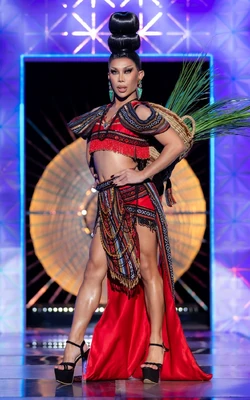 MarinaSummersHomeNationLook