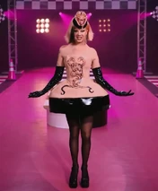 WillowPillS15CastRuVealLook.jpg (354 kB) Look del Cast RuVeal