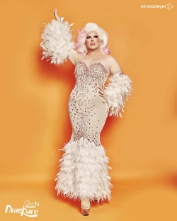 DitaDuboisAwardShowLook