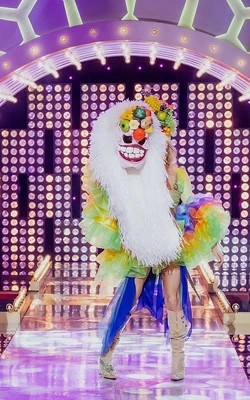 VictoriaShakespears3in1Look1