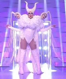 VanityVainDramaQueenLook