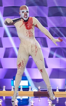 DiamanteAlmodovarLook