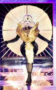 DannyBeardFinaleLook