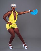 Buzzfeed Celeb Press Week Look