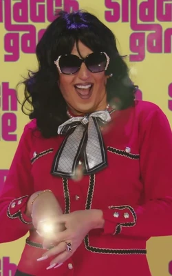 SissyLeaSnatchGameLook