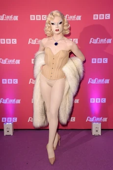 StarletFinalePartyLook