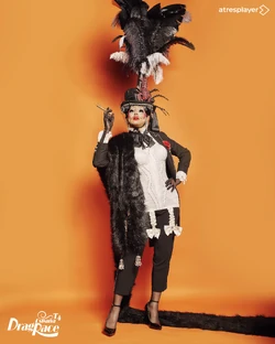 VampirashianHeaddressLook