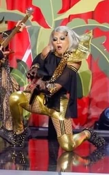 Look de la actuación de "Old Friends Gold" − Rockin' Old Gs
