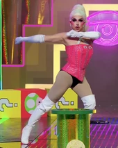 C-PherSLM1TalentShowLook2.jpeg (168 kB) Look del show de talentos (reveal)