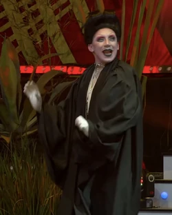 MemoReyriPerformanceLook