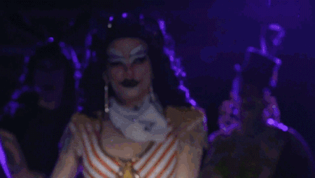 PriscillaEntranceLook