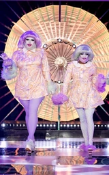 DannyBeardMakeoverLook.jpg (298 kB) Look de 'Drag Family Realness' – con Mizzy Moustache