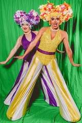 JojoZahoMakeoverLook.jpg (533 kB) Look no emitido de 'Drag Family Resemblance' – con Timberlina