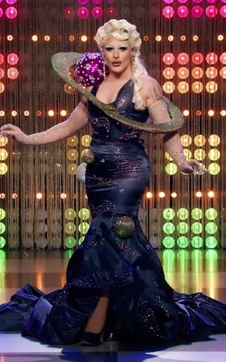 MorganaCosmicaEleganzaExtravaganzaLook