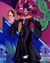 Look del lip sync del episodio 9