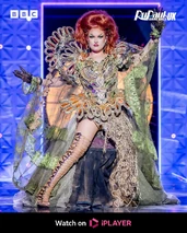 Look de 'Battle Axe - Warrior Queens'