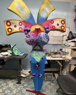 JenaryBloomDRMX2FairPrizesLook1