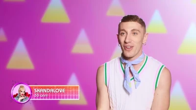 SkandaloveConfessionalLook