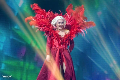 KandyZyanideCrowningLook