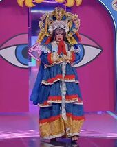 Unaired La Más Monja Coronada Look