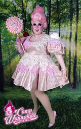 Signature Drag Look