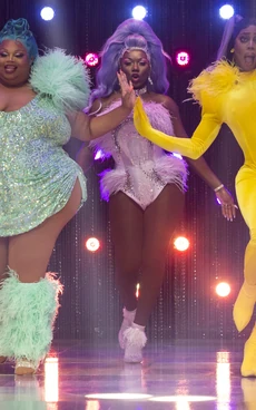 VanityMilanCAvsTWGirlGroupLook