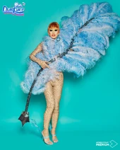 Arriba La Pluma Look