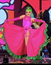 C-PherSLM1FinaleLook3C.jpg (240 kB) Look de 'La Máxima 360' (2º reveal)