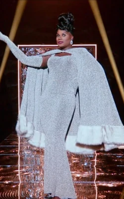 LaLaRiFamousThenLook