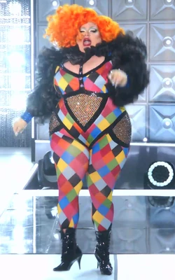 EurekaEpisode11LipSyncLook1