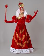 Queen of Tomatoes Look